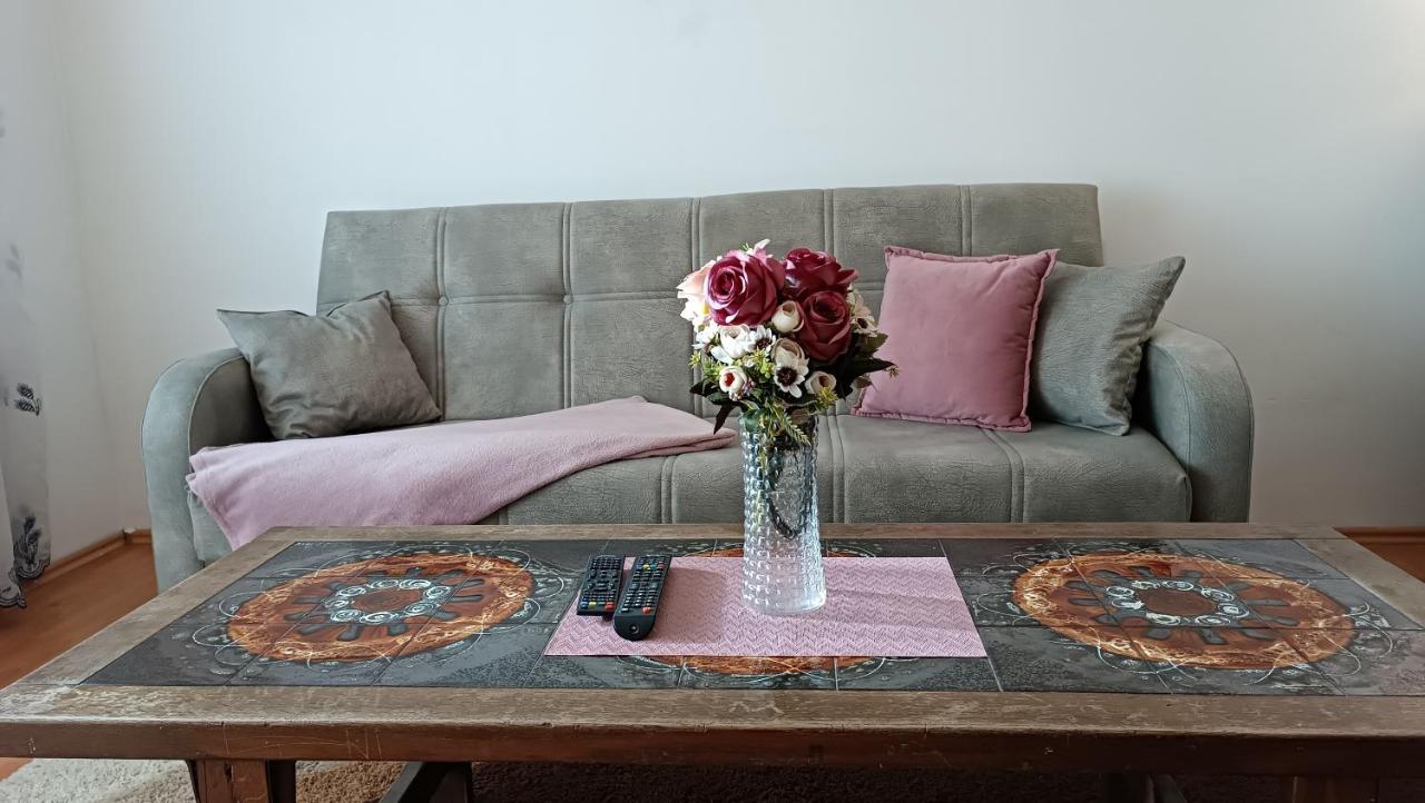 City Park Apartments Пристина Екстериор снимка
