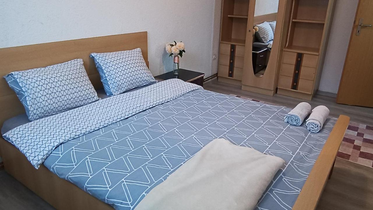 City Park Apartments Пристина Екстериор снимка