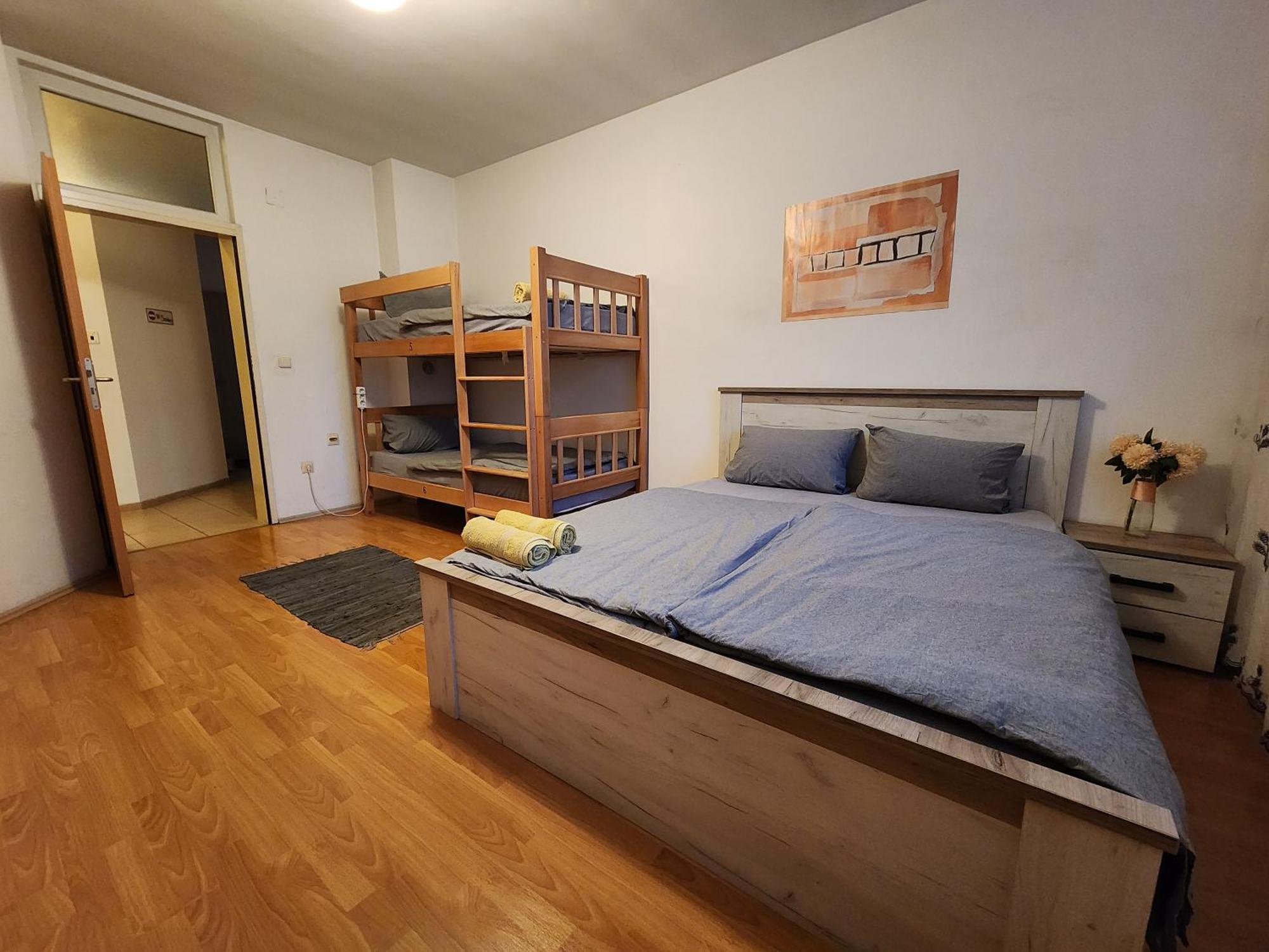 City Park Apartments Пристина Екстериор снимка